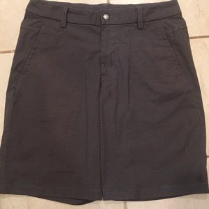 Lululemon Men’s Cargo Shorts - sz 34
